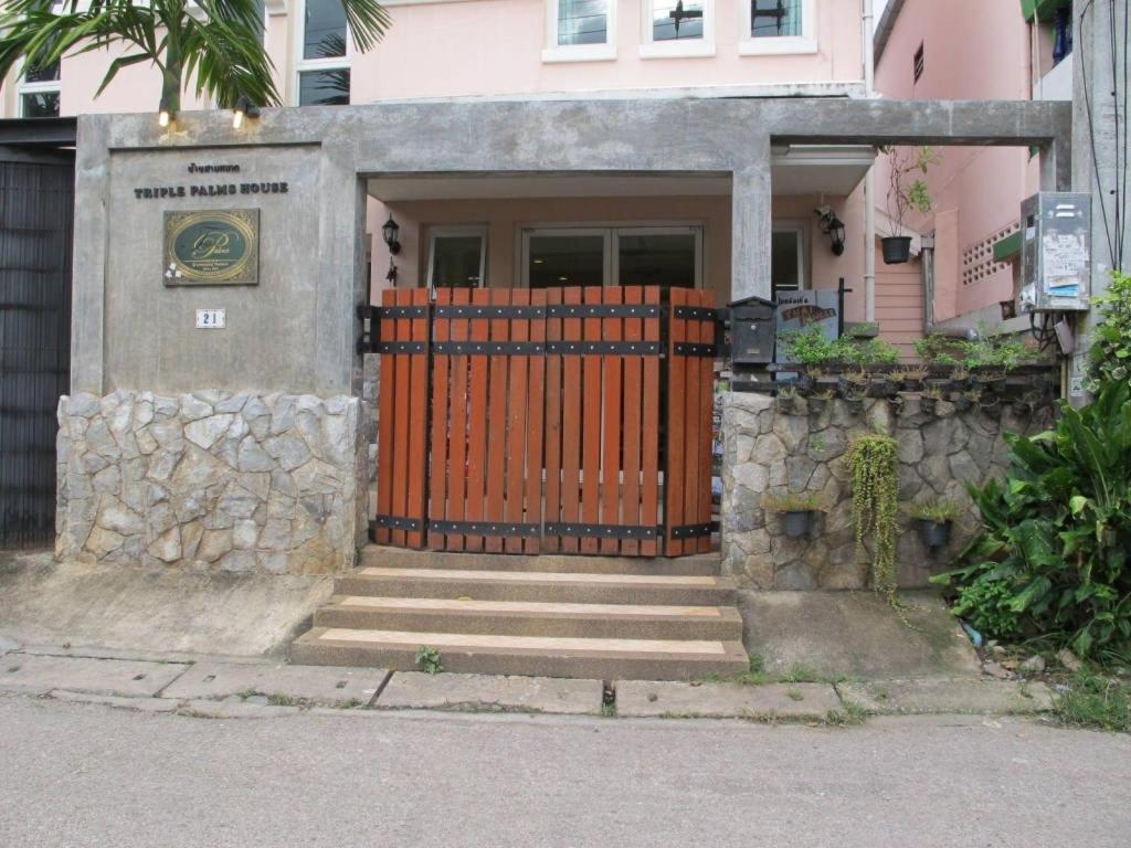 Отель Triple Palms House Чиангмай Экстерьер фото